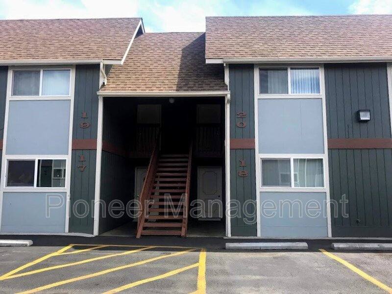 Apartment for rent at 140 Atkinson Court #19, Roseburg, OR 97470