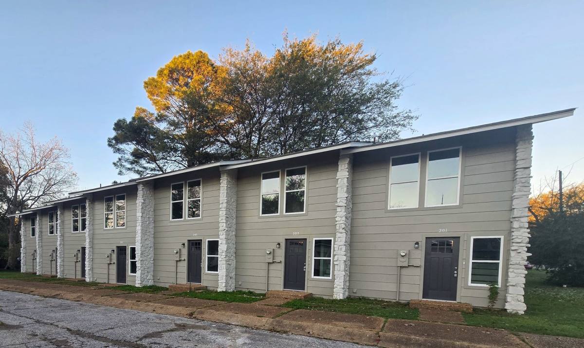 Townhouse for rent at 211 S Poplar, Newport, AR 72112