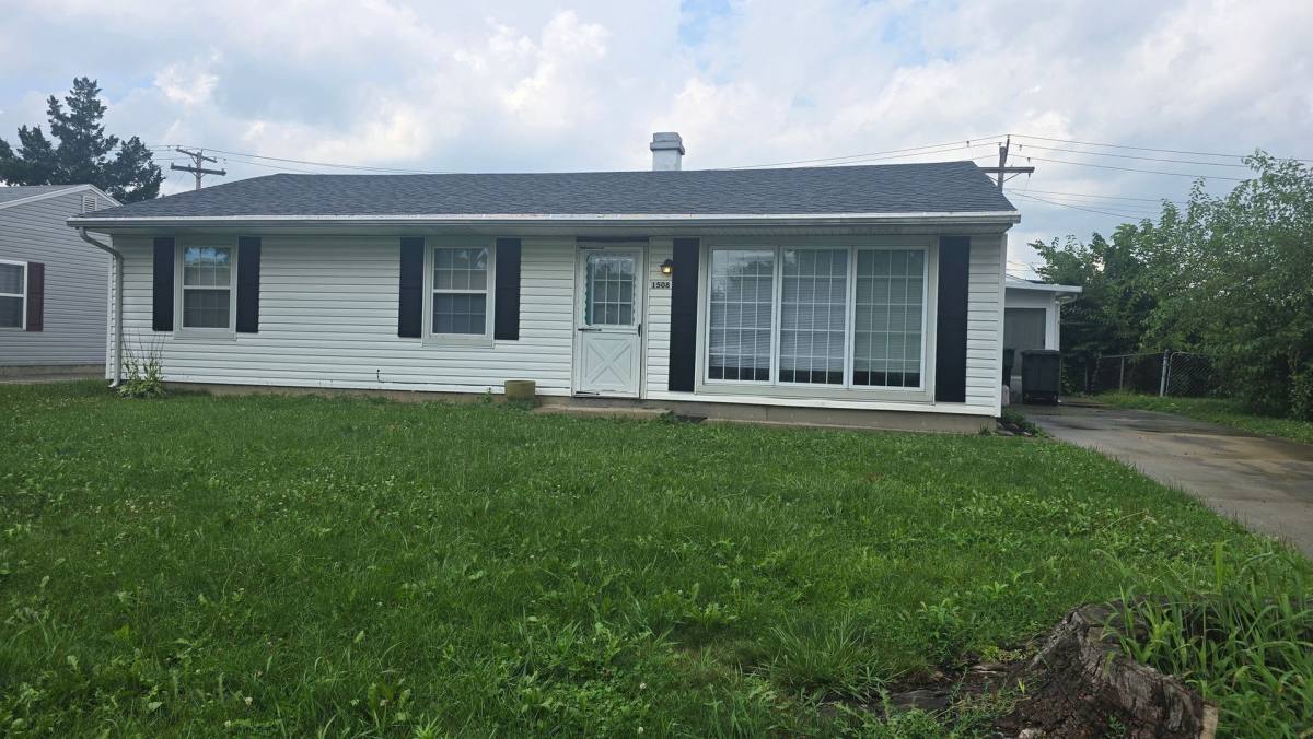 House for rent at 1508 W Stirling Dr, Muncie, IN 47304
