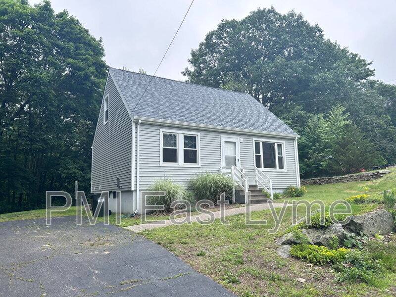 House for rent at 55 Hedge Ave, Norwich, CT 06360