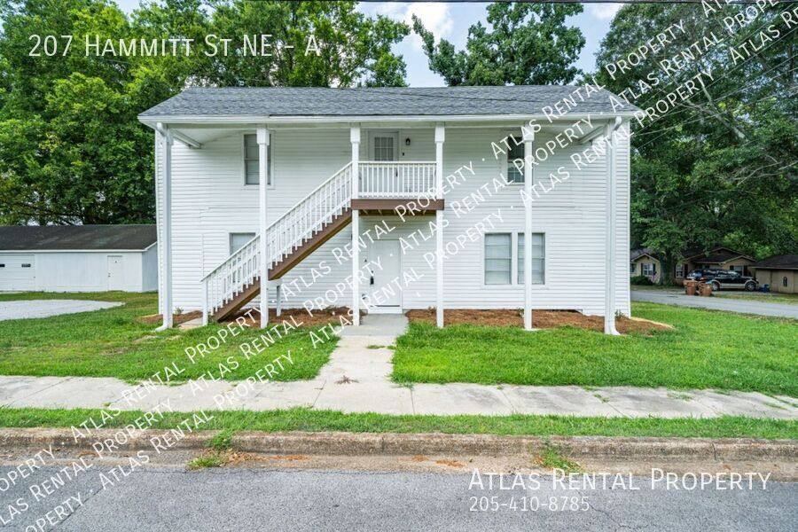 House for rent at 207 Hammitt St NE, Hartselle, AL 35640
