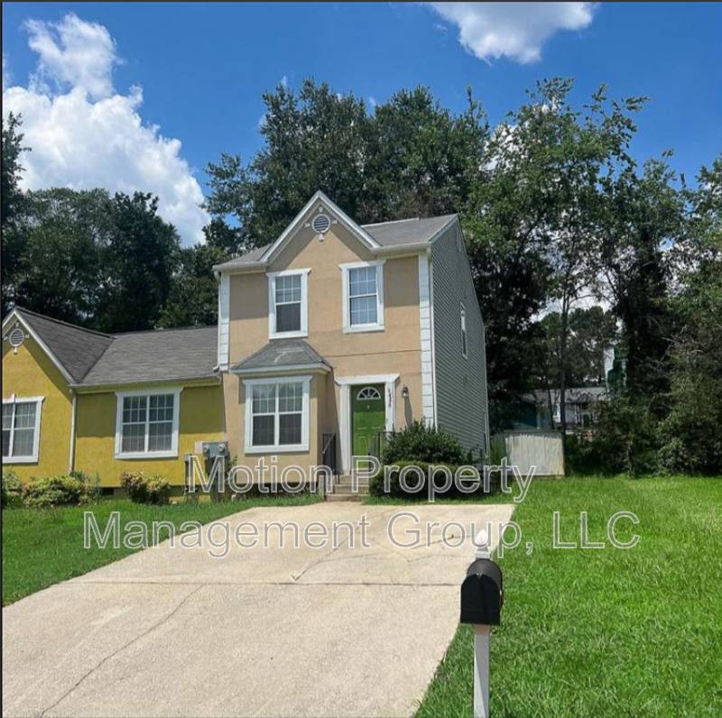 Townhouse for rent at 6426 Charter Way, Lithonia, GA 30058