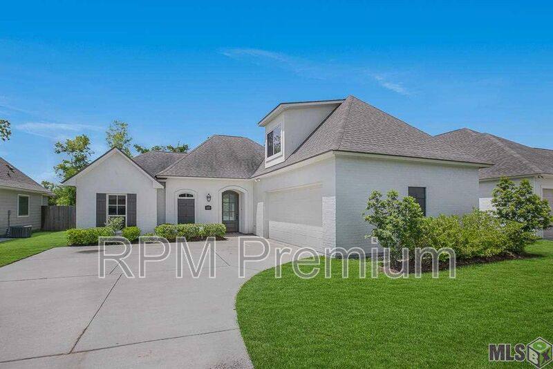 House for rent at 12045 Rotterdam Ave, Geismar, LA 70734