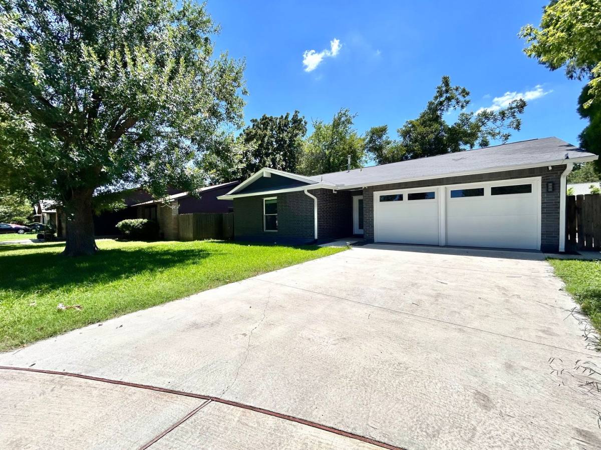 House for rent at 12306 Old Stage Cove, Austin, TX 78750