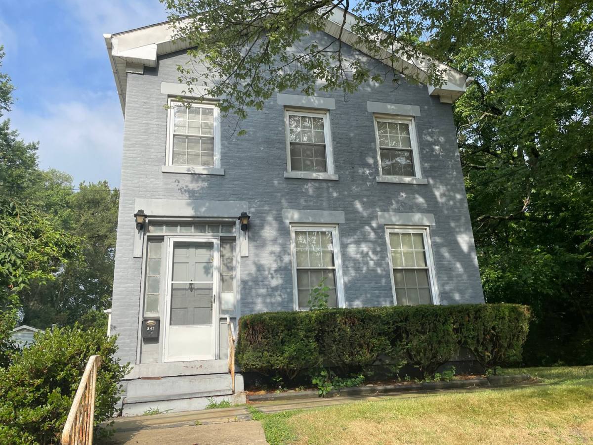 Apartment for rent at 843 1st St, Massillon, OH 44646