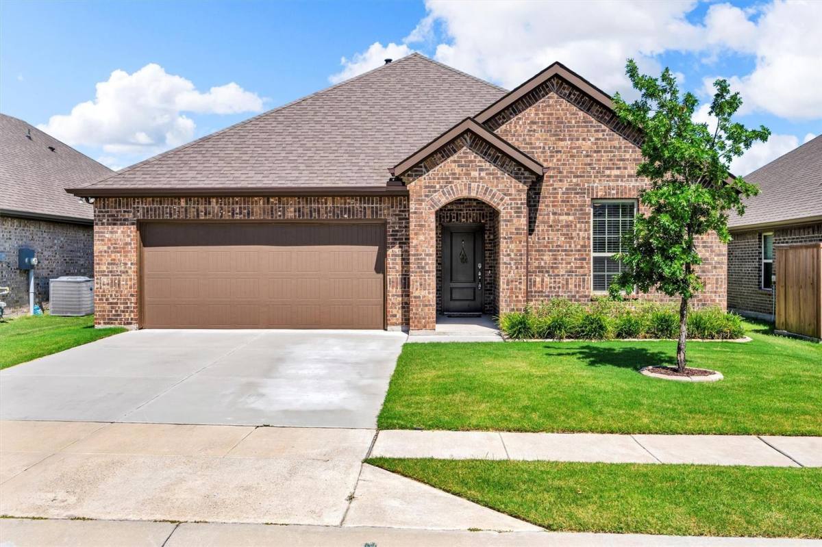House for rent at 855 Revere Court, Royse City, TX 75189