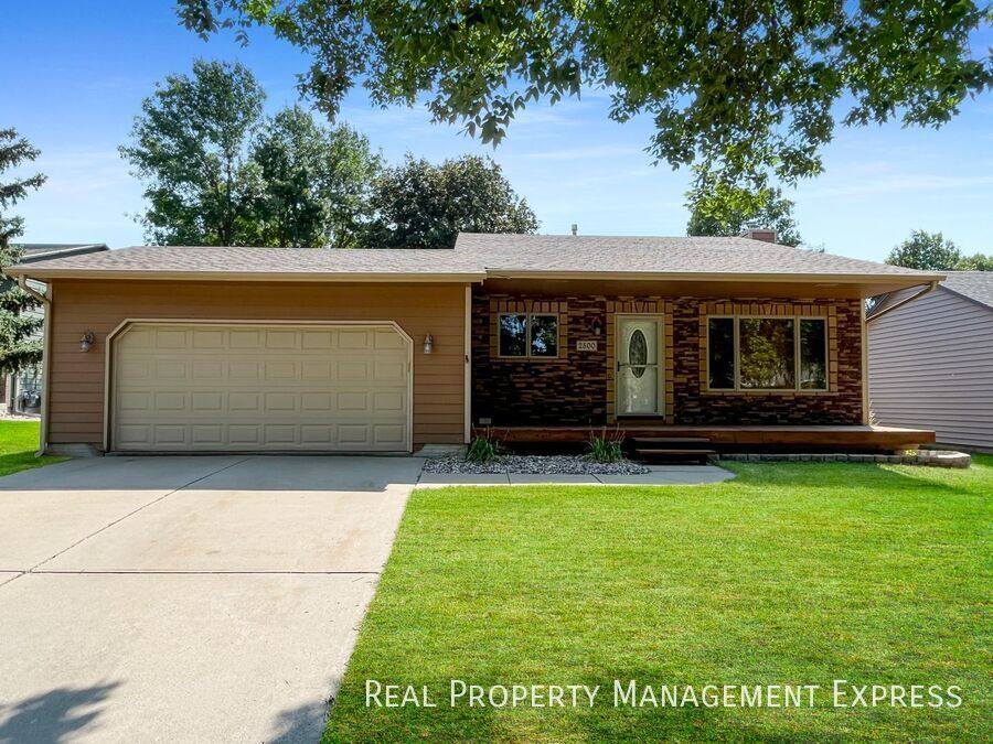 House for rent at 2500 S Ascot Ave, Sioux Falls, SD 57103