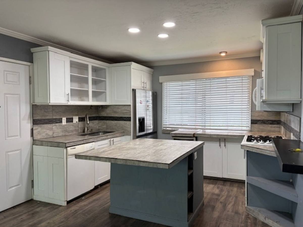 Apartment for rent at 74-5618 Palani Rd, Kailua Kona, HI 96740