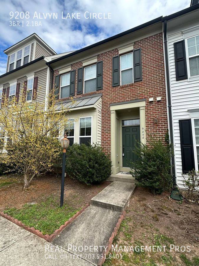 Townhouse for rent at 9208 Alvyn Lake Circle, Bristow, VA 20136