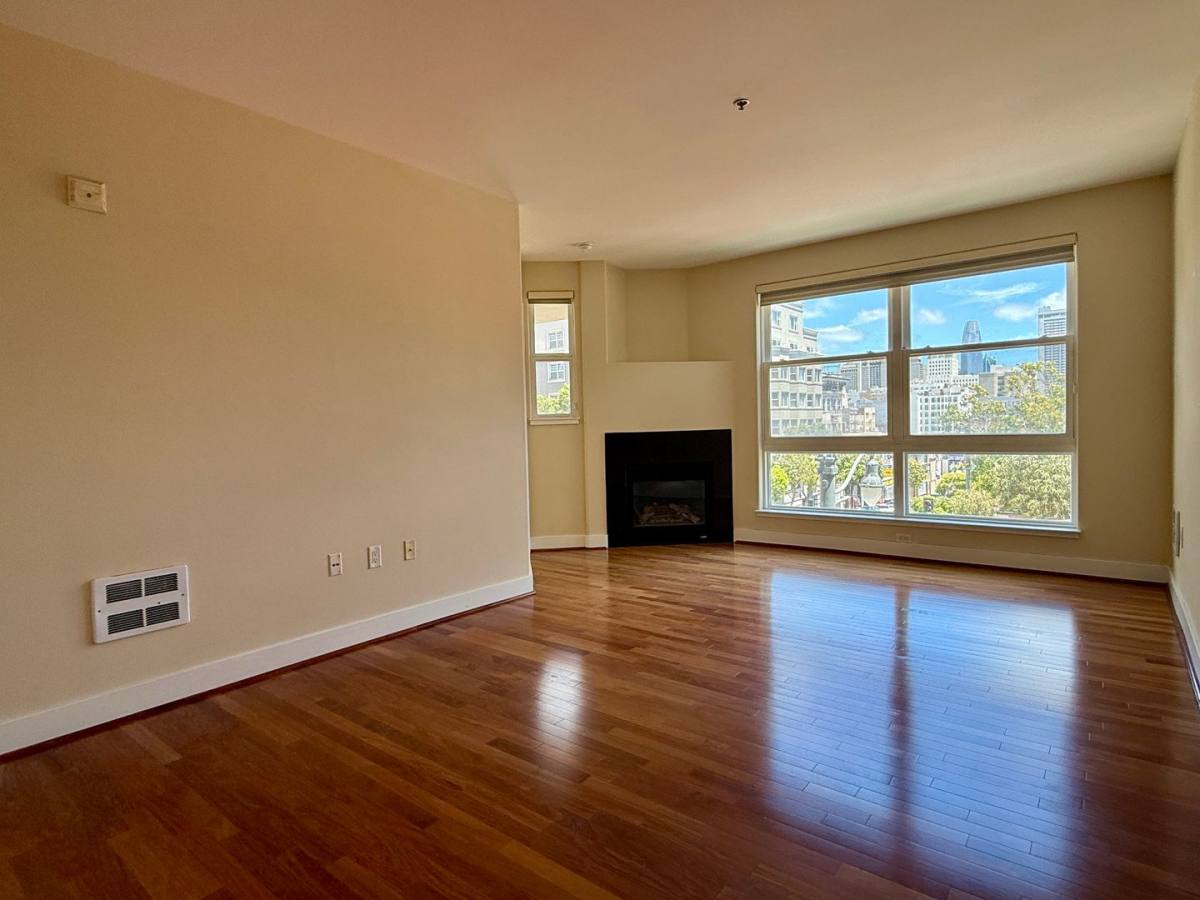 Apartment for rent at 851 Van Ness Ave, San Francisco, CA 94109