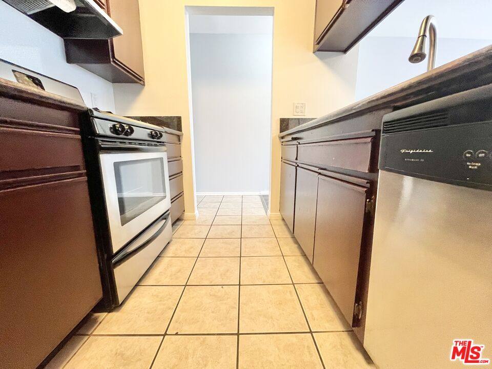 Apartment for rent at 100 Clark #108, Los Angeles, CA 90048