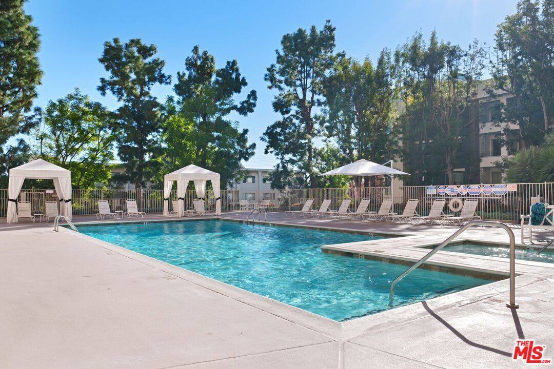 Condo for rent at 100 S Doheny Dr #710, Los Angeles, CA 90048