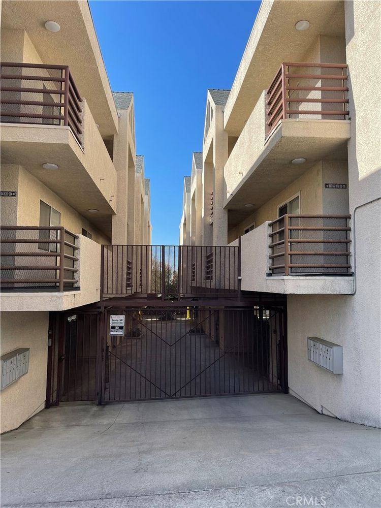 Condo for rent at 10115 Pinewood Ave #102, Tujunga, CA 91042
