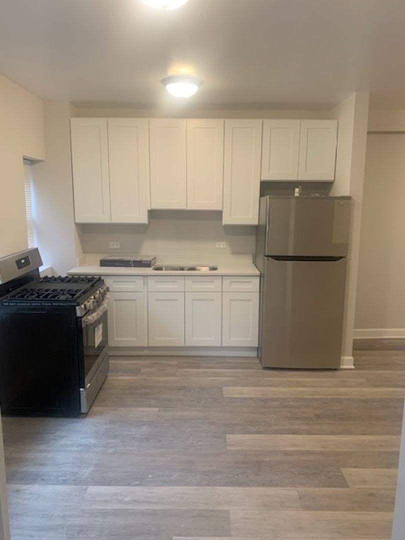 Apartment for rent at 6243 S Ashland Ave, Chicago, IL 60636