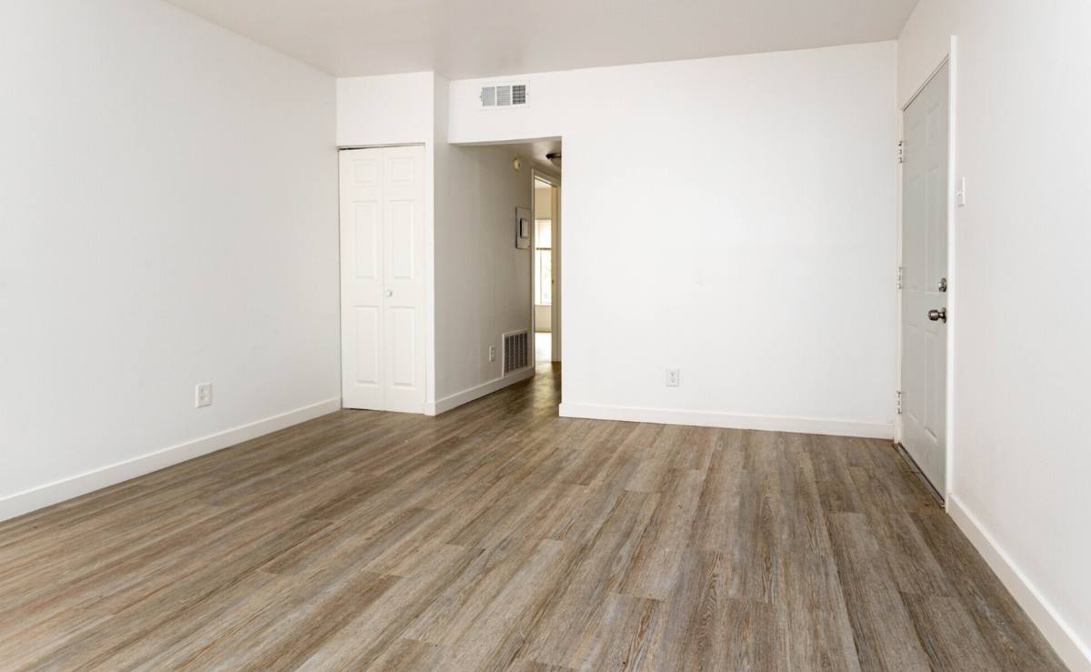 Apartment for rent at 3709 Delor St #1F, Saint Louis, MO 63116