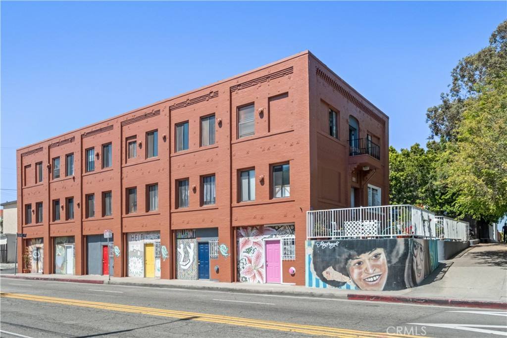 Apartment for rent at 101 Dudley Ave #315, Venice, CA 90291