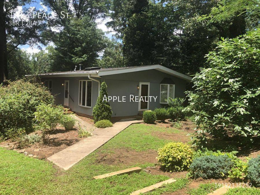 House for rent at 1613 Peace St, Durham, NC 27701