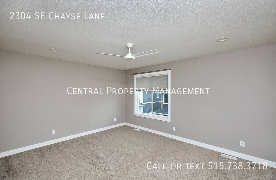 Townhouse for rent at 2304 SE Chayse Lane, Waukee, IA 50263