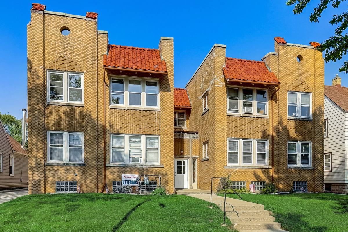 Apartment for rent at 1515 S 90th St, Milwaukee, WI 53214