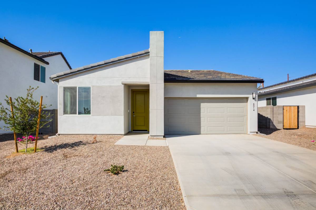 Townhouse for rent at 4751 W Southern Ave, Laveen, AZ 85339