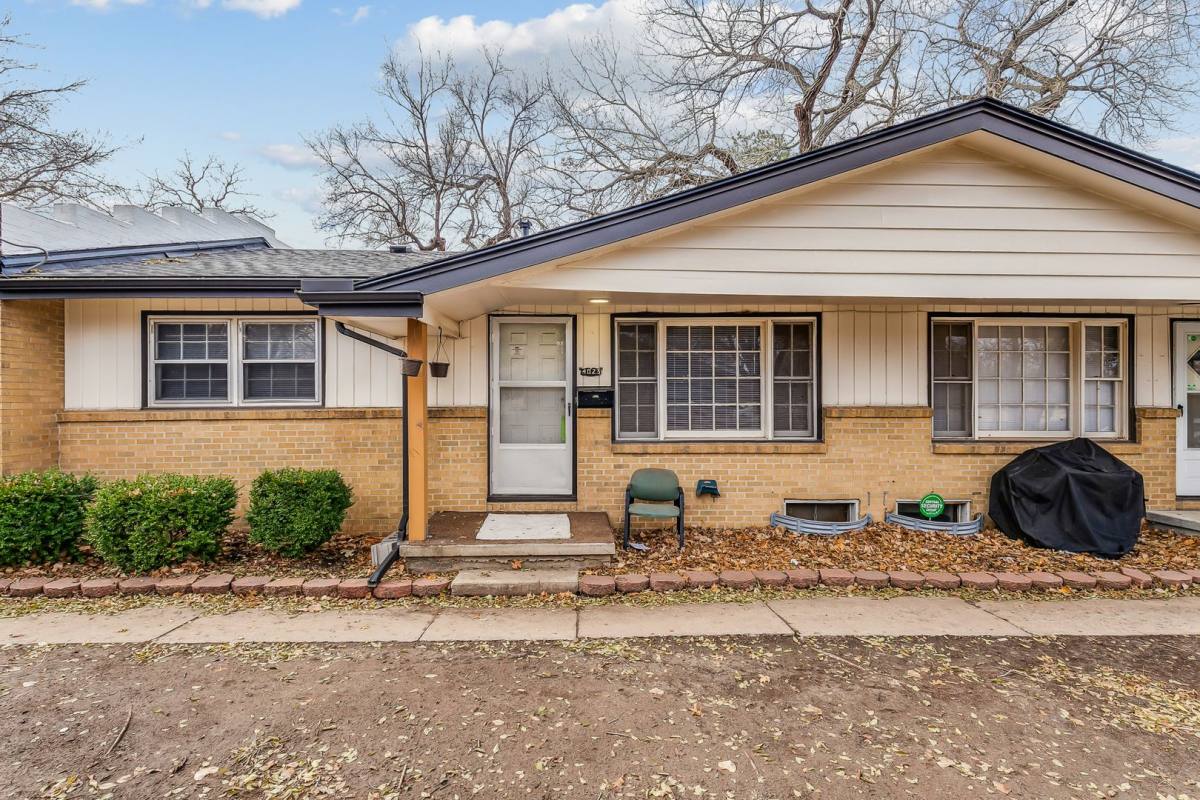 Apartment for rent at 4023 E Mount Vernon, Wichita, KS 67218