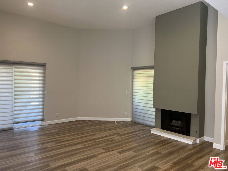 Apartment for rent at 11209 W Sardis Ave #202, Los Angeles, CA 90064