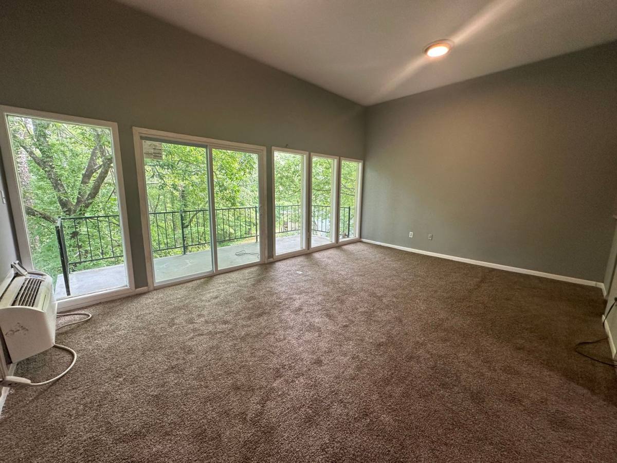 Apartment for rent at 3200 Aquarius Dr, Alpine, AL 35014
