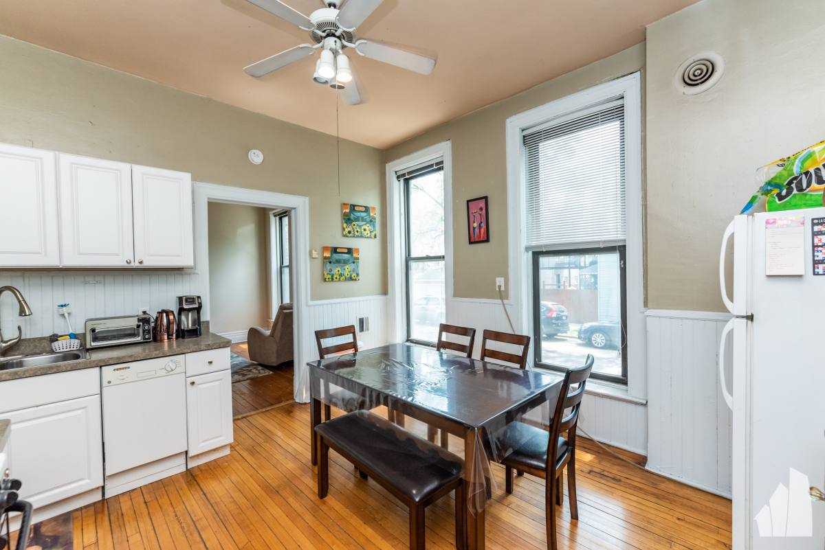 Apartment for rent at 1101 N Marshfield #1R, Chicago, IL 60622