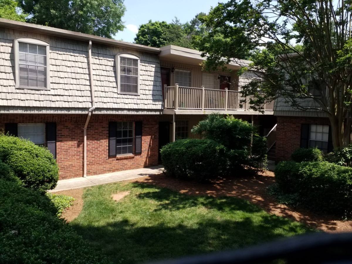 Apartment for rent at 3816-D Country Club Rd, Winston Salem, NC 27104