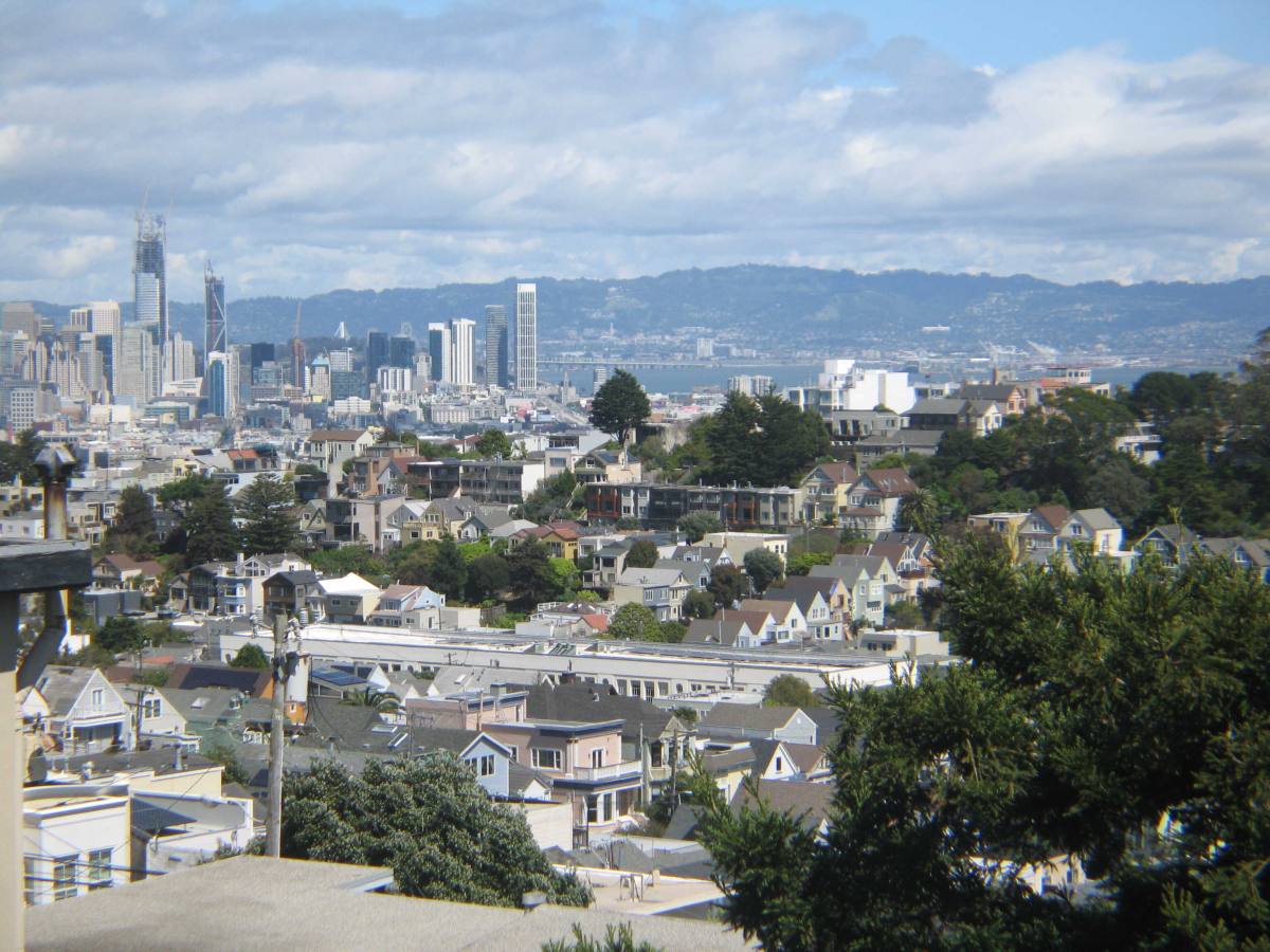 Apartment for rent at 981 Elizabeth St #11, San Francisco, CA 94114