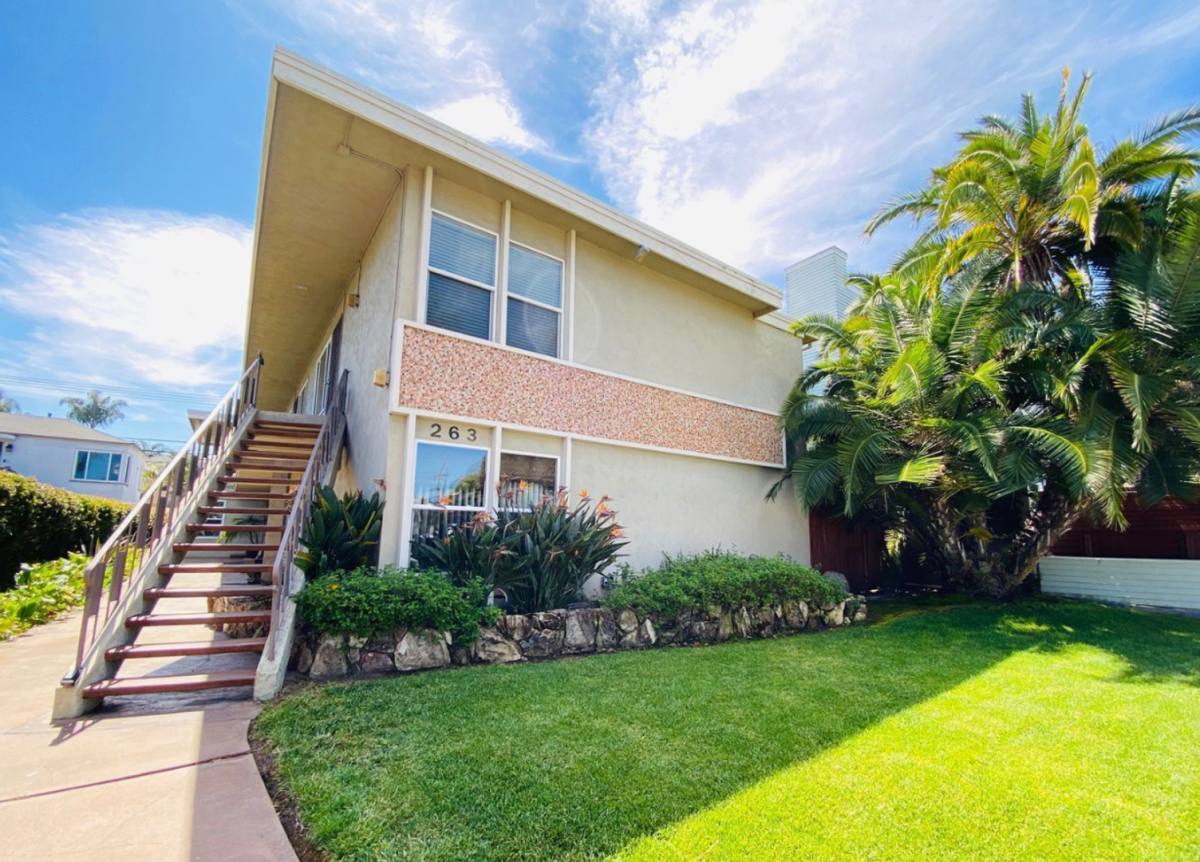 Apartment for rent at 263 D Ave, Coronado, CA 92118