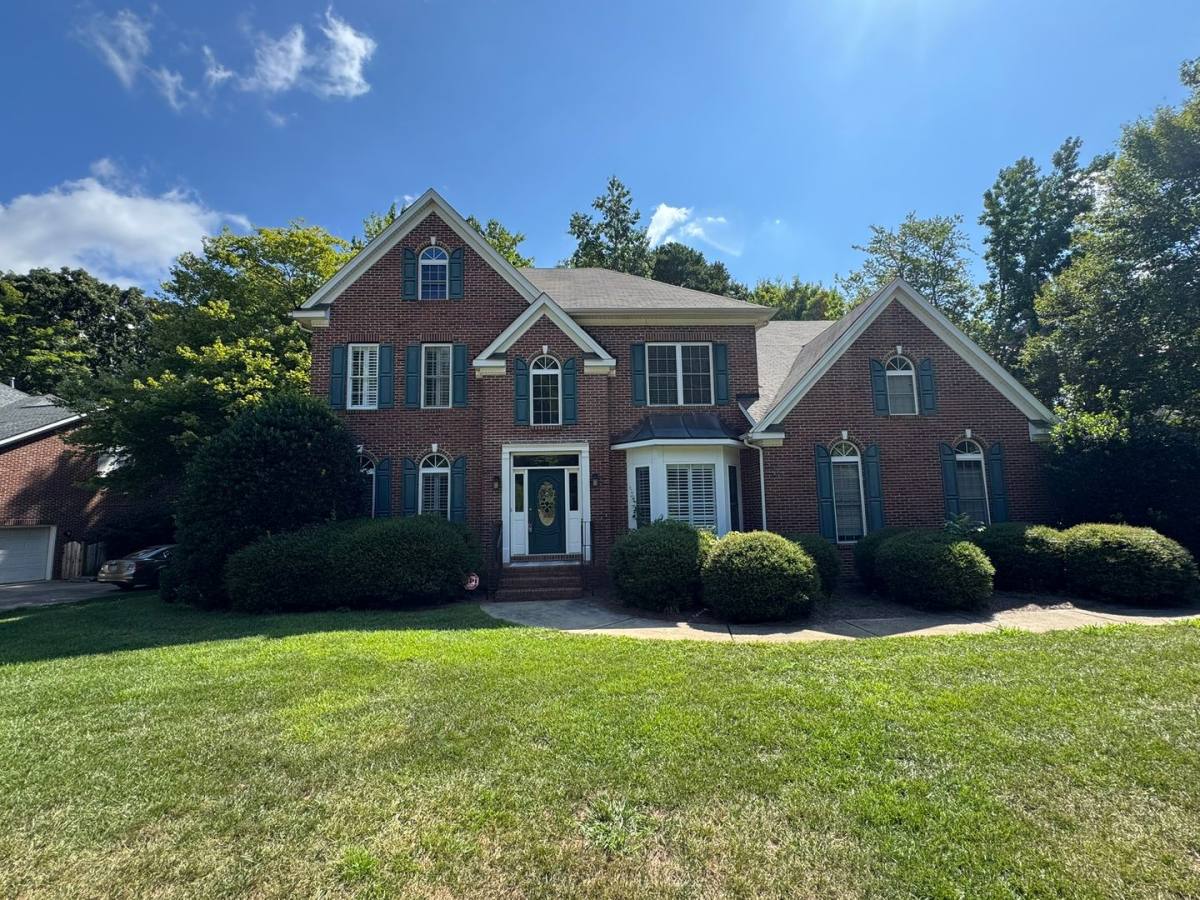 House for rent at 7127 Weddington Brook Dr, Matthews, NC 28104