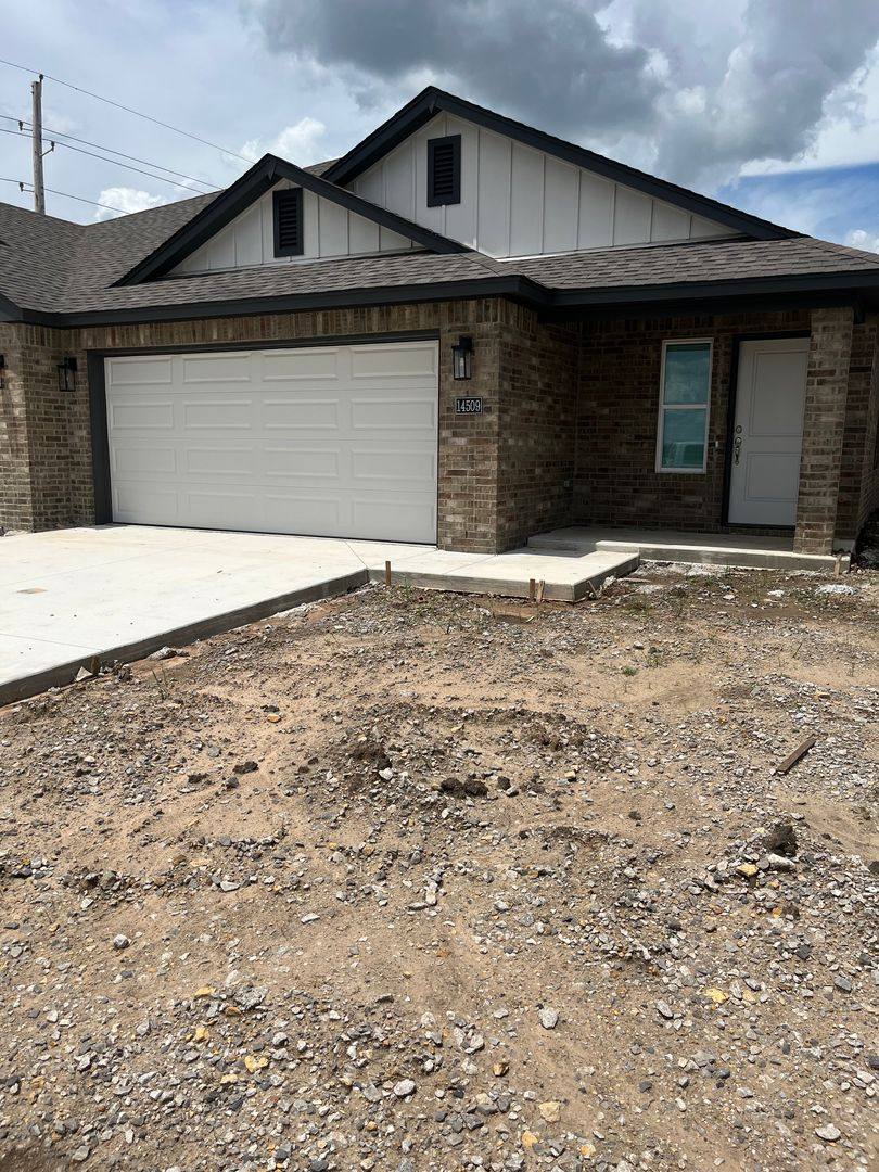 House for rent at 14509 E 39th Place S, Tulsa, OK 74134