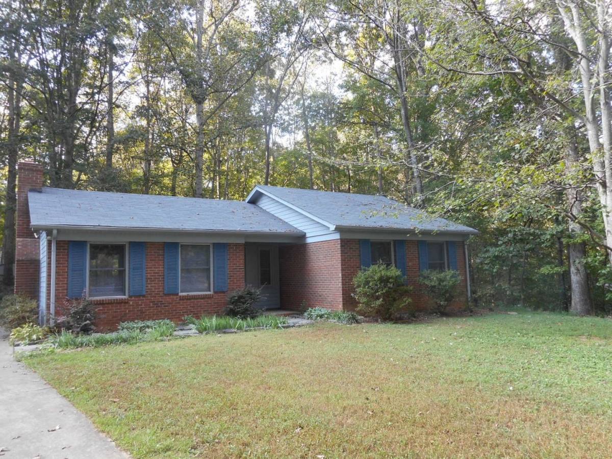 House for rent at 5309 Bent Tree Court, Pfafftown, NC 27040