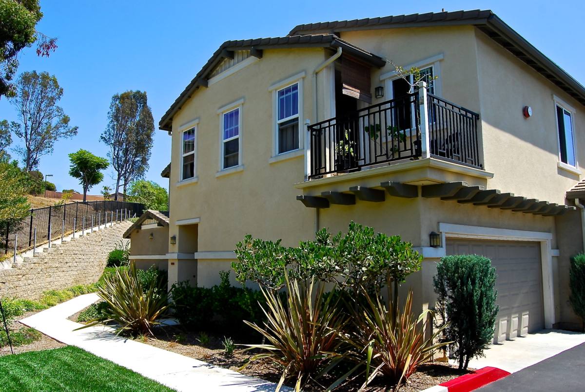 Townhouse for rent at 340 Borden Rd, San Marcos, CA 92069