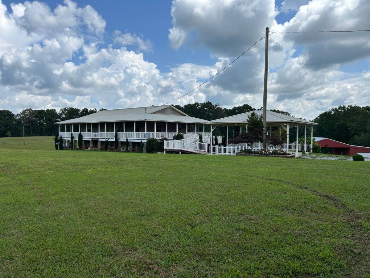 House for rent at 266 Merrellton Rd, Jacksonville, AL 36265