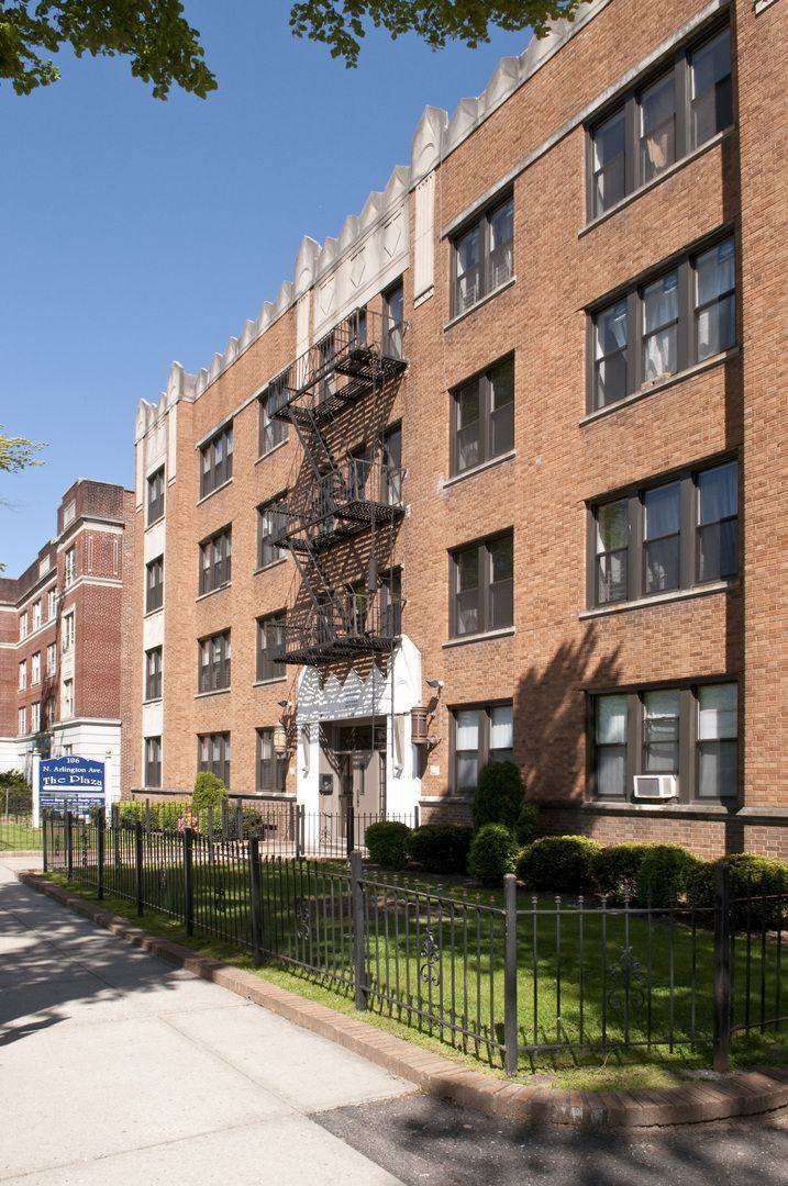 Apartment for rent at 106 N Arlington Ave, East Orange, NJ 07017