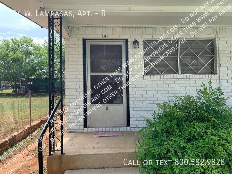 Apartment for rent at 204 W Lampasas #8, Llano, TX 78643