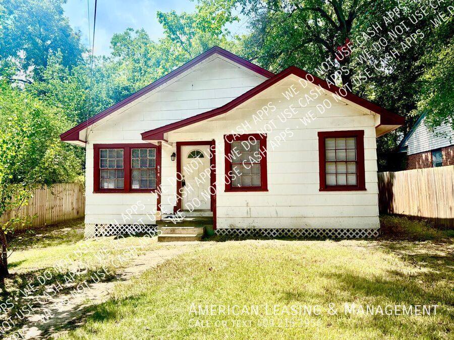 House for rent at 814 Moore Ave, Lufkin, TX 75904