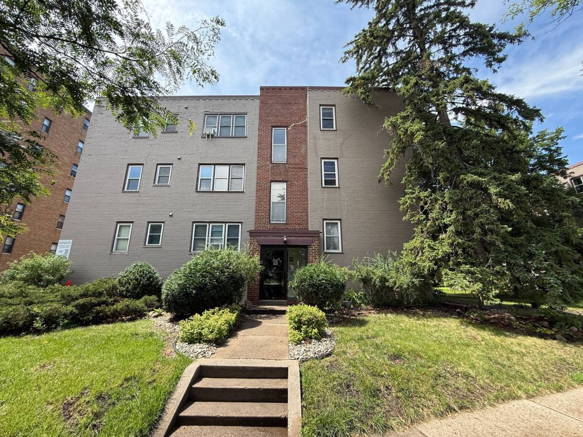 Condo for rent at 3144 Bde Maka Ska Blvd W, Minneapolis, MN 55416