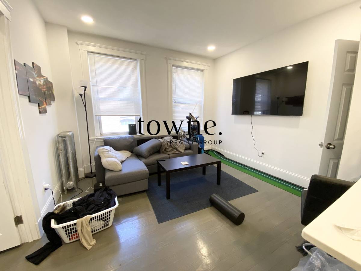 Apartment for rent at 55 Queensberry St #4, Boston, MA 02215