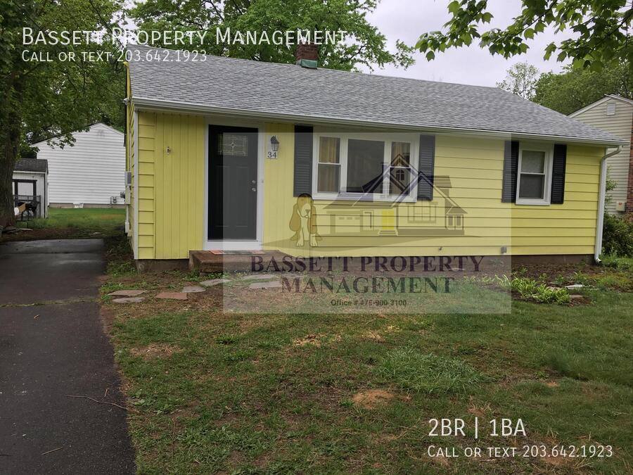 House for rent at 34 Maple Ave, North Haven, CT 06473