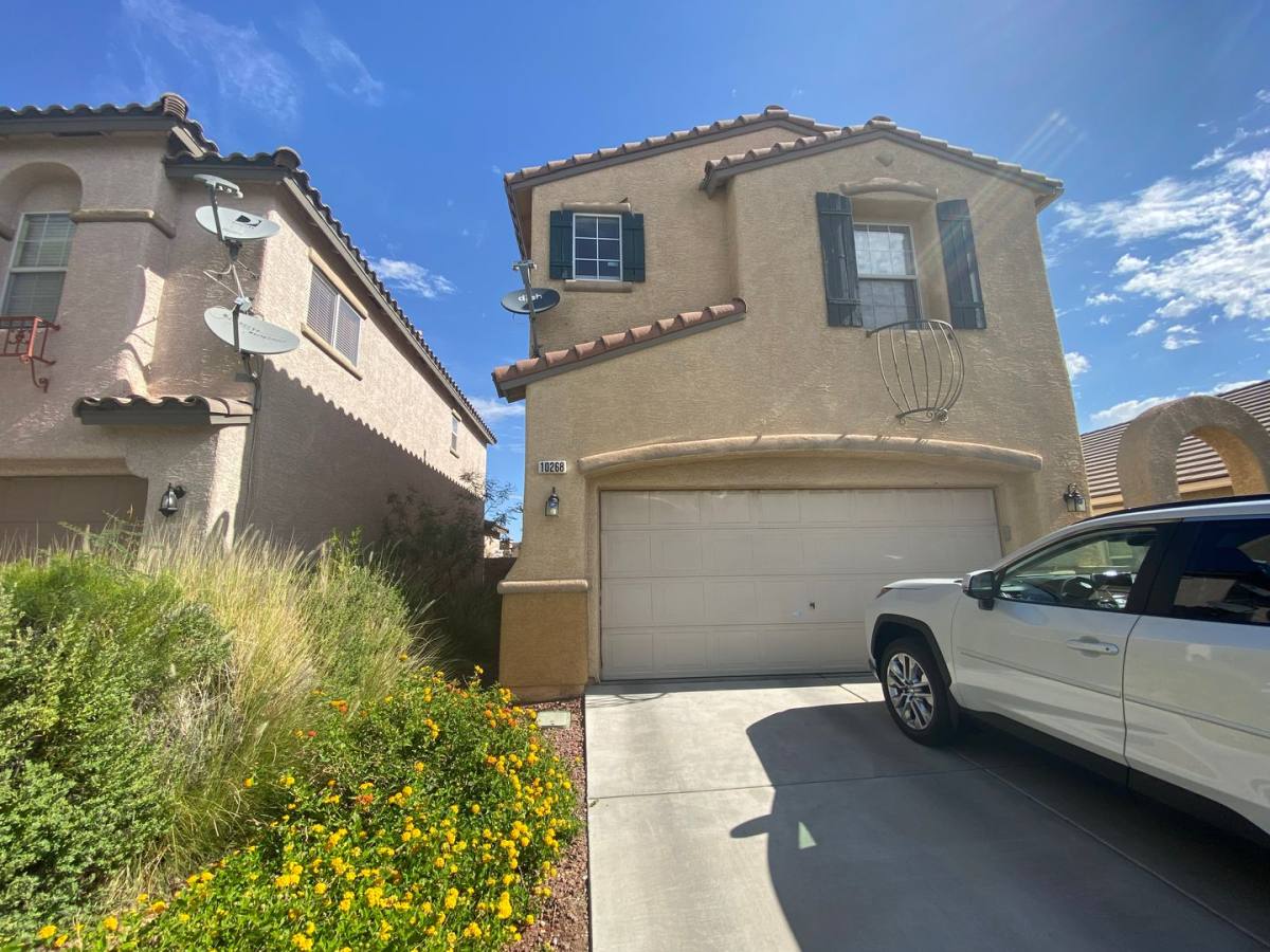 House for rent at 10268 Chigoza Pine Ave, Las Vegas, NV 89135