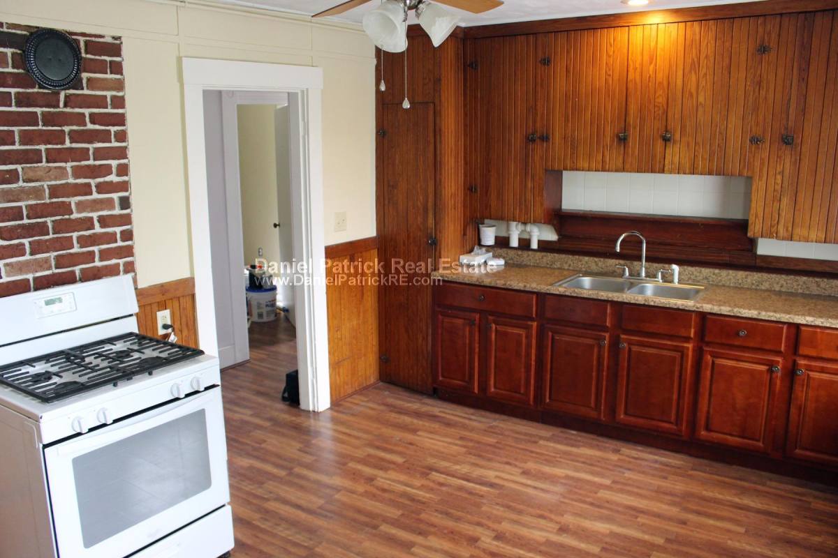 Apartment for rent at 19 Leighton Ave #3, Clinton, MA 01510