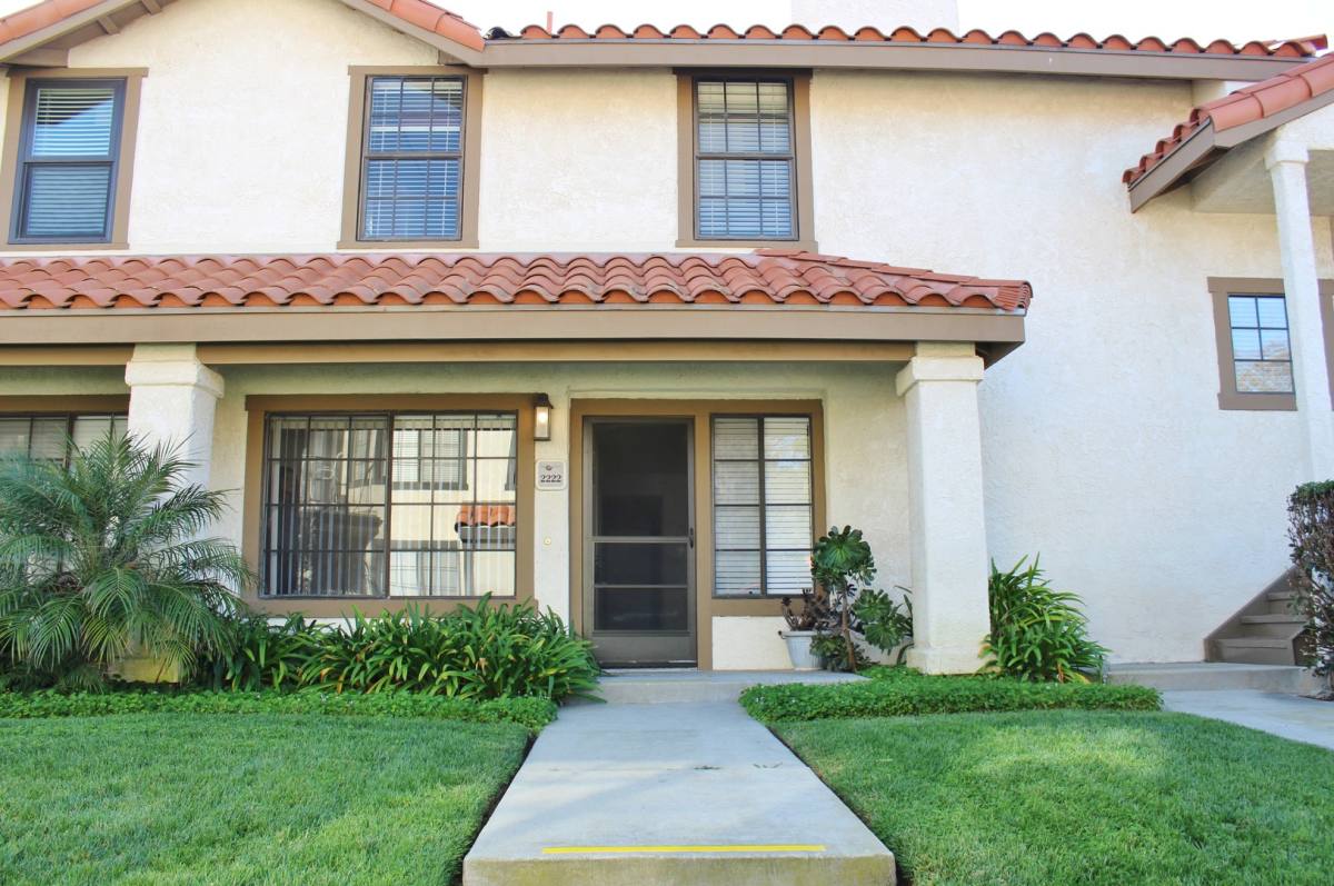 Apartment for rent at 2222 Martinique Lane, Oxnard, CA 93035