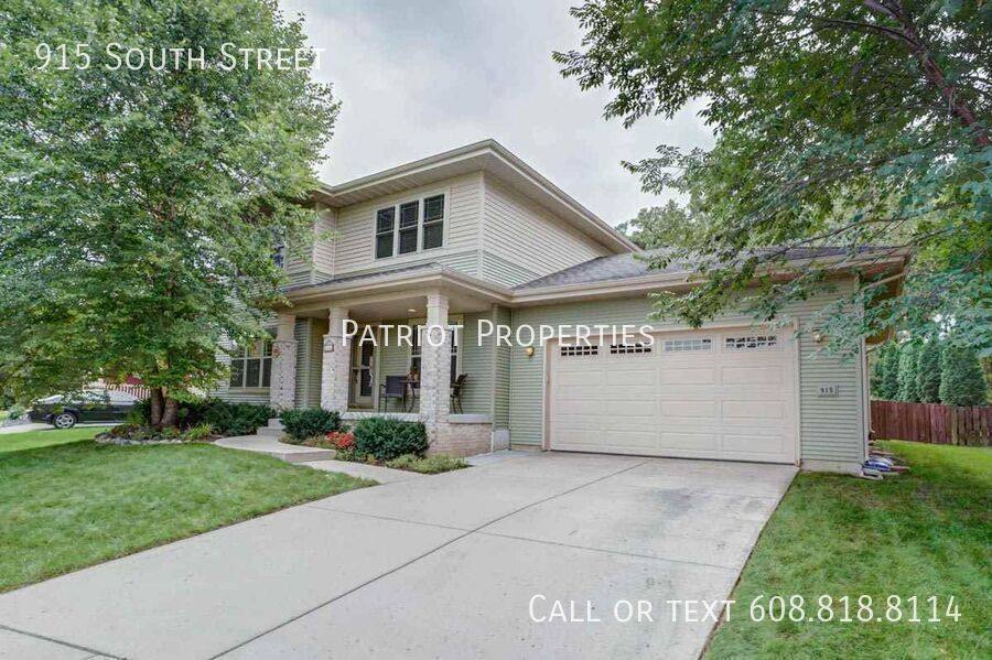 House for rent at 915 S St, Deforest, WI 53532
