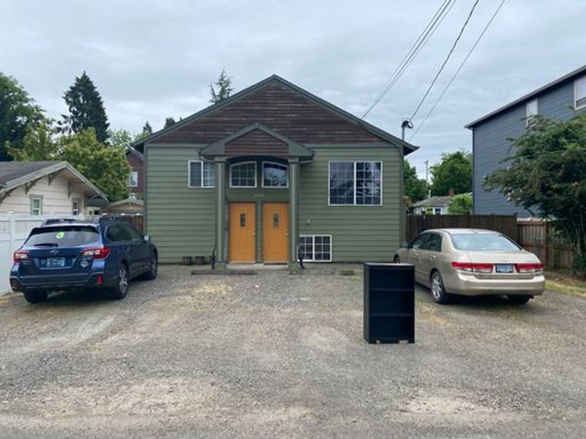 Apartment for rent at 4848 SE Bybee Blvd, Portland, OR 97206