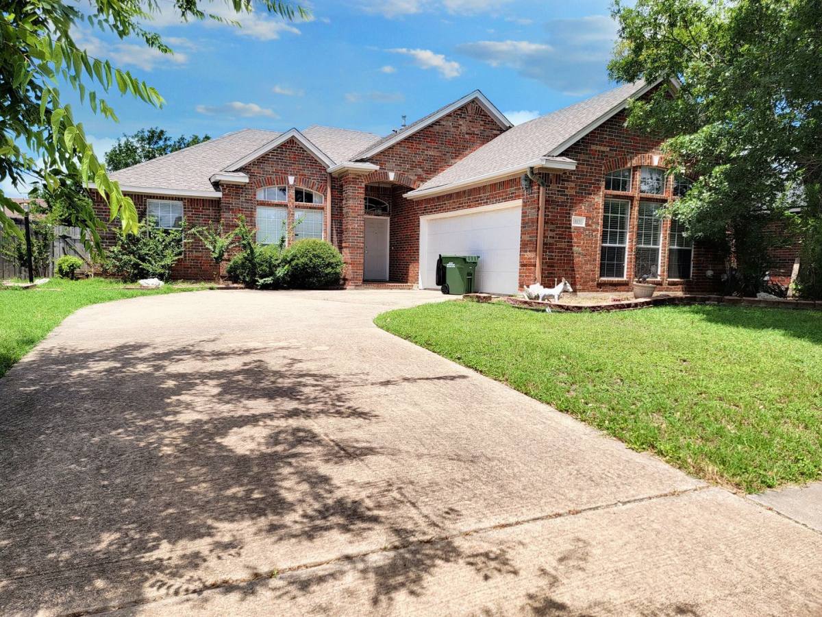 House for rent at 613 Deercreek Lane, Leander, TX 78641
