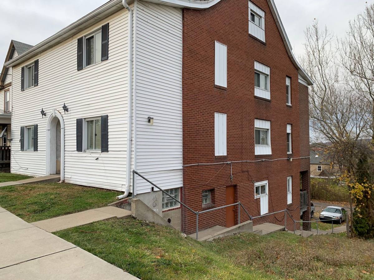 Apartment for rent at 357 Mitchell Ave, Clairton, PA 15025