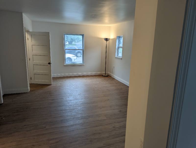 Apartment for rent at 4215 Mission Rd #NORTH, Kansas City, KS 66103